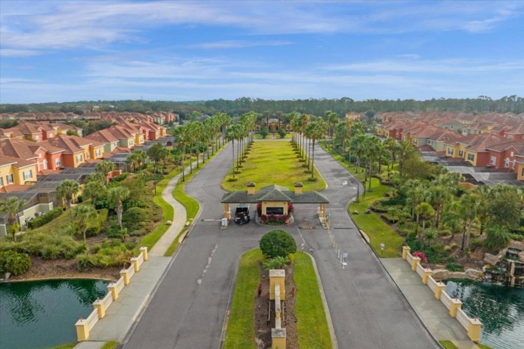 6 Bedrooms- 5 Bathrooms- Paradise Palms 8870 Cp Kissimmee Exterior photo